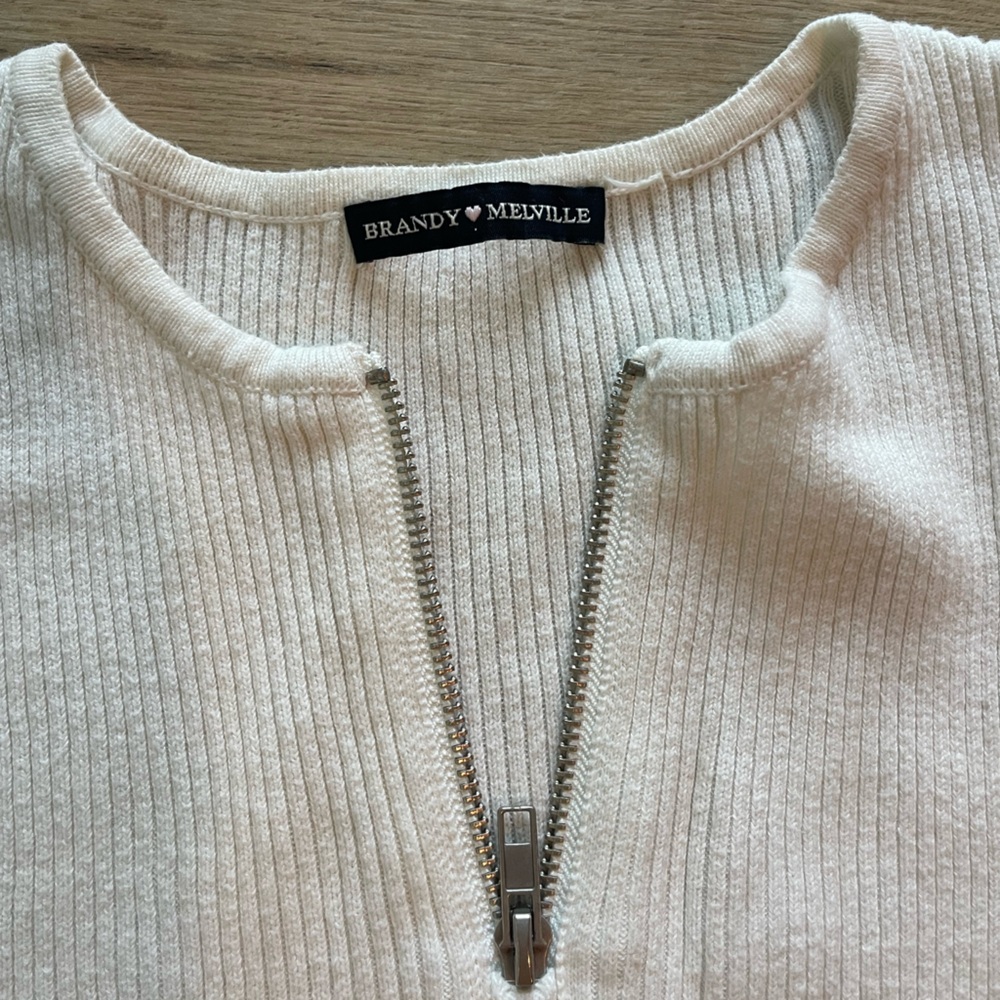 Brandy Melville Rare, Offwhite/Cream, quarter zip shirt, “one size” fits a XS-M - Picture 2 of 3